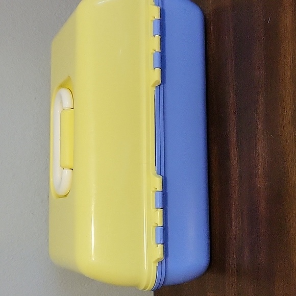 Caboodle Multicolor Makeup Case - Picture 2 of 7
